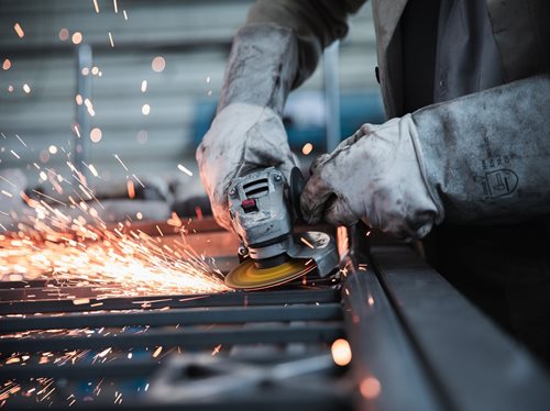Five Benefits of Implementing Manufacturing Software